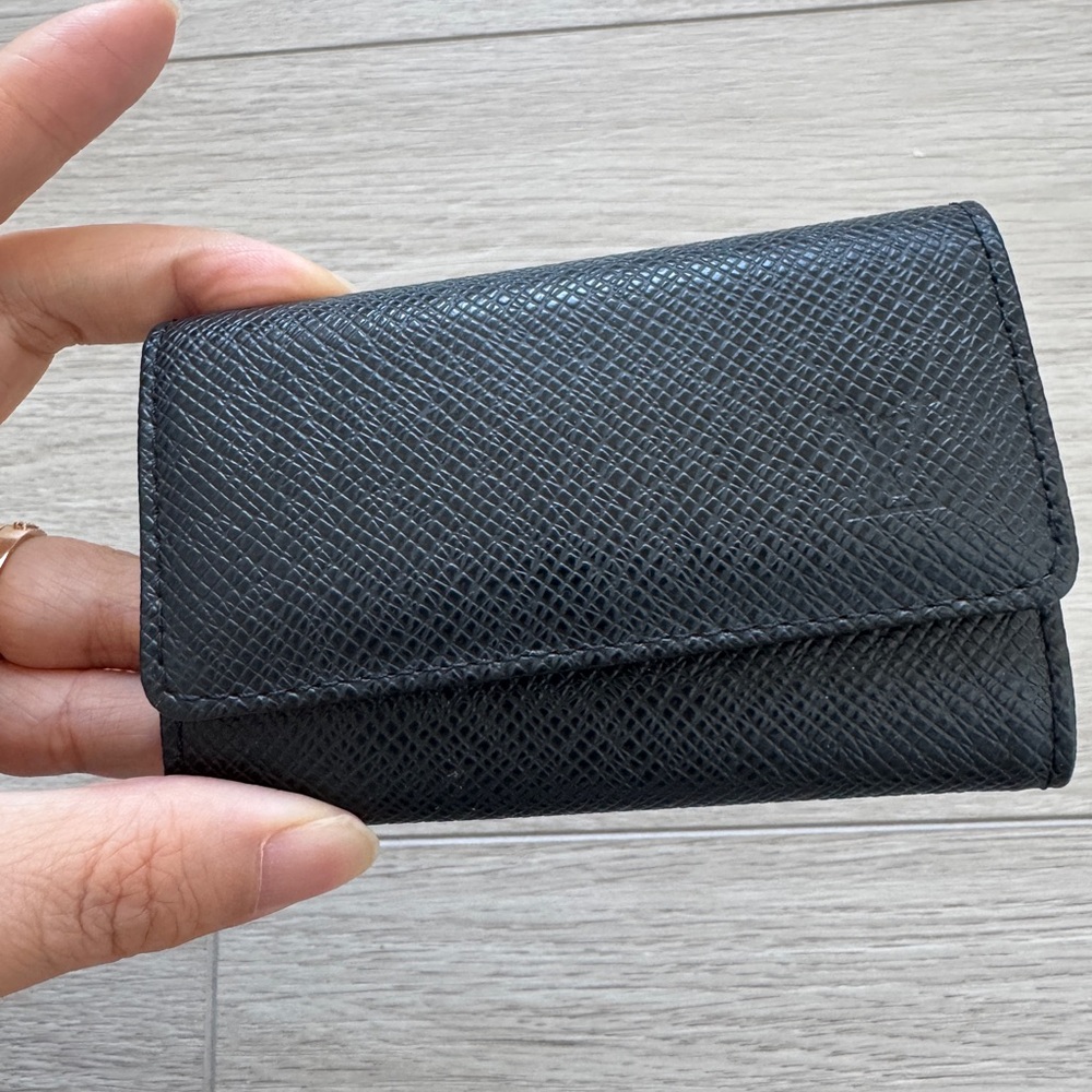 Louis Vuitton Black Textured Leather Card Holder